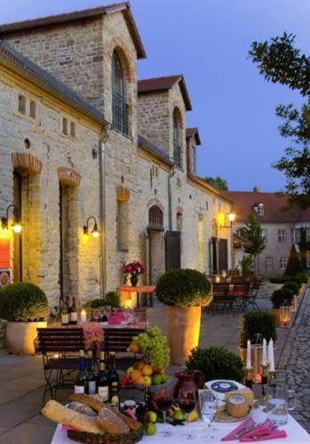Hotel Burg Wanzleben Kültér fotó