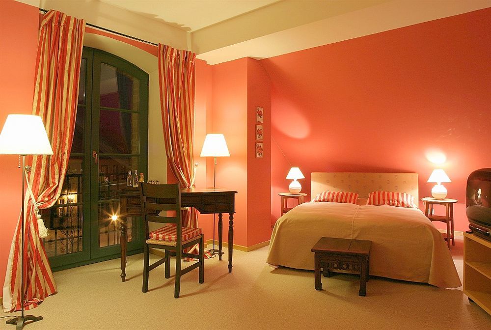 Hotel Burg Wanzleben Kültér fotó