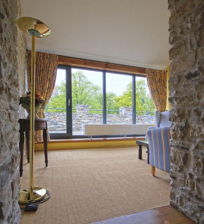 Hotel Burg Wanzleben Kültér fotó